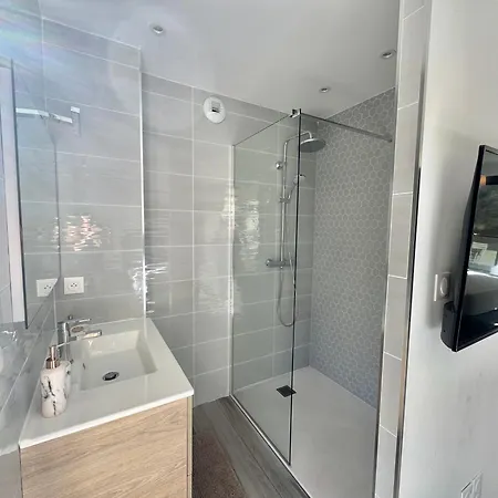 Fronte Di Mare - Grand Confort Vue Apartman *