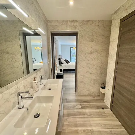 Fronte Di Mare - Grand Confort Vue Apartament